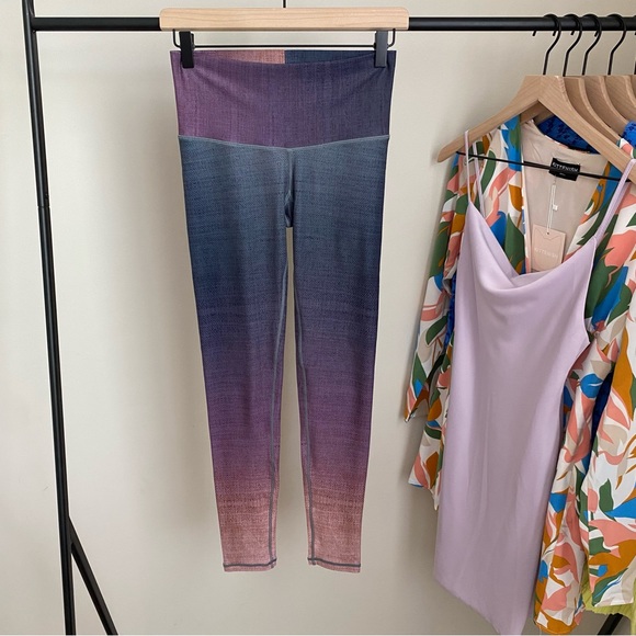 Niyama Sol Ombre Leggings - Picture 2 of 4